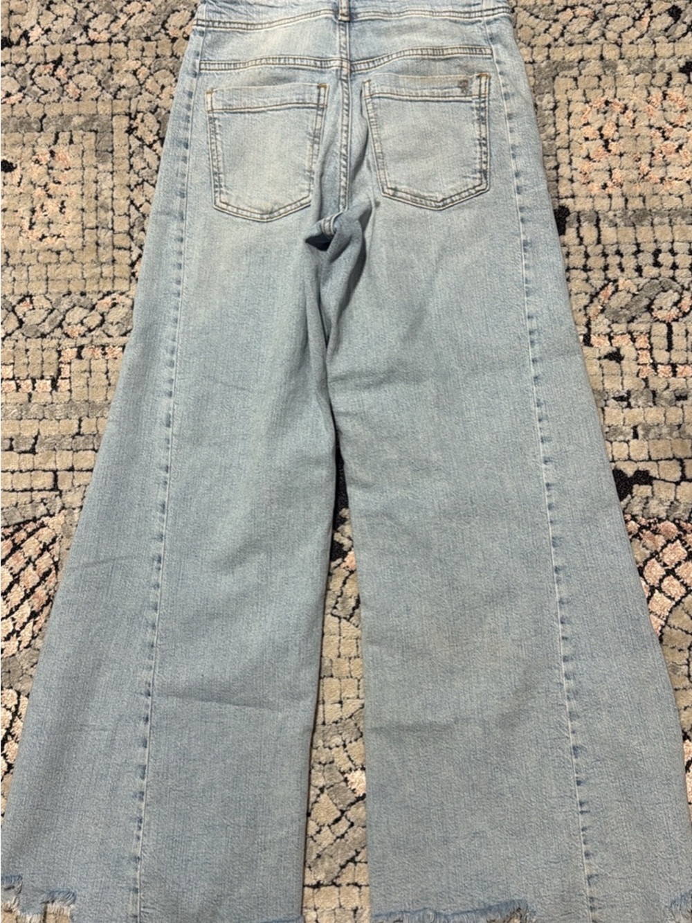 Pilcro Light Wash Wide Leg Jeans - Faded Blue - Picture 2 of 3